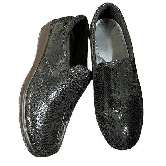SAS Womens Dream Slip On Loafer Black Snake 7.5 - Picture 1 of 6